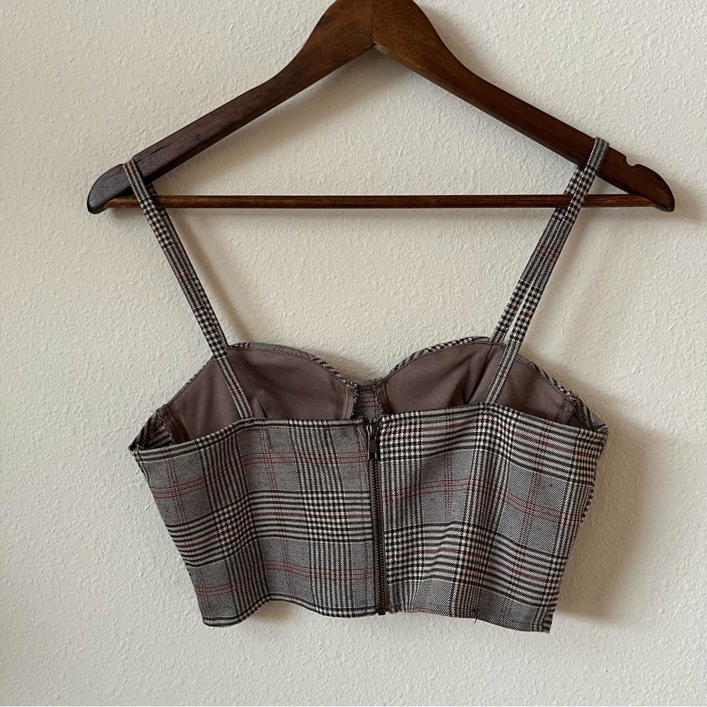 ModCloth Plaid Bustier Crop Top Black, White, Red Club/festival/summer - Picture 4 of 4